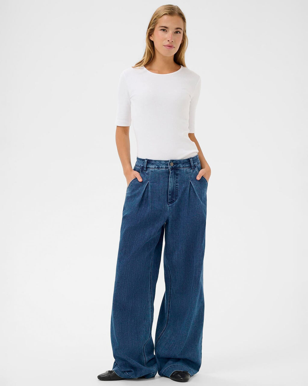 KAFFE Jeans Lea Wide - Medium Blue Denim