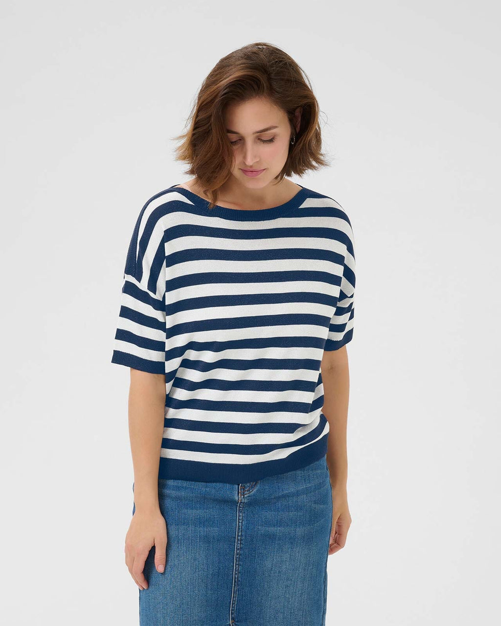 KAFFE Topp Regina Striped - Midnight/ Chalk Stripe