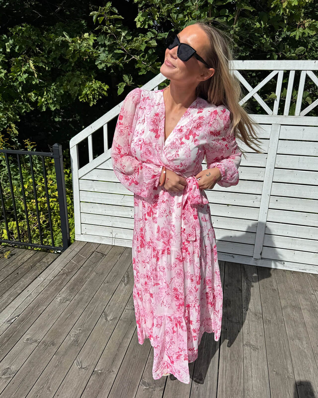 ONLY Omslagskjole Miriam LS Wrap Midi - Pink Marshmallow/ Porcelain flowers