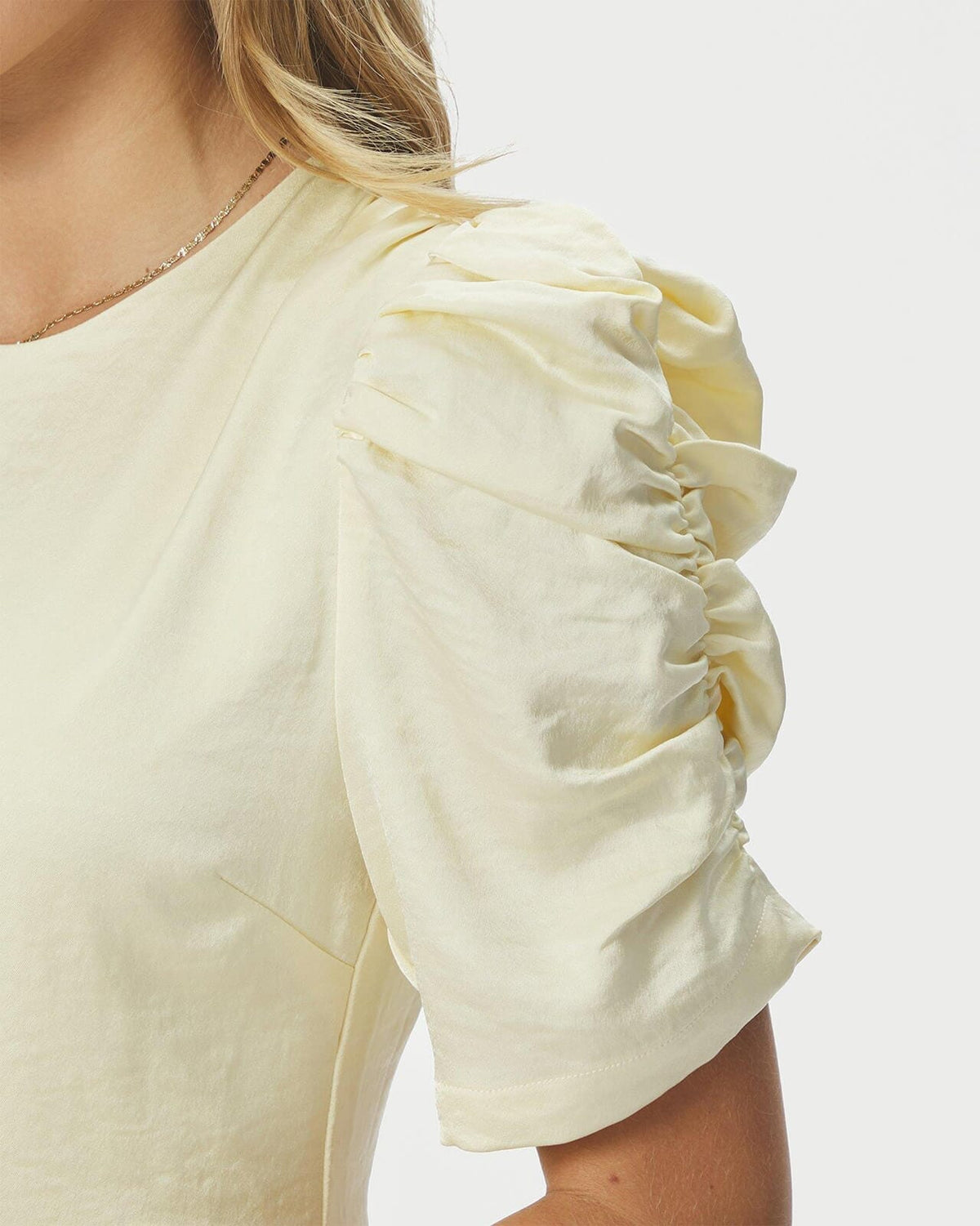 NEO NOIR Maxikjole Benuti Solid - Light Yellow