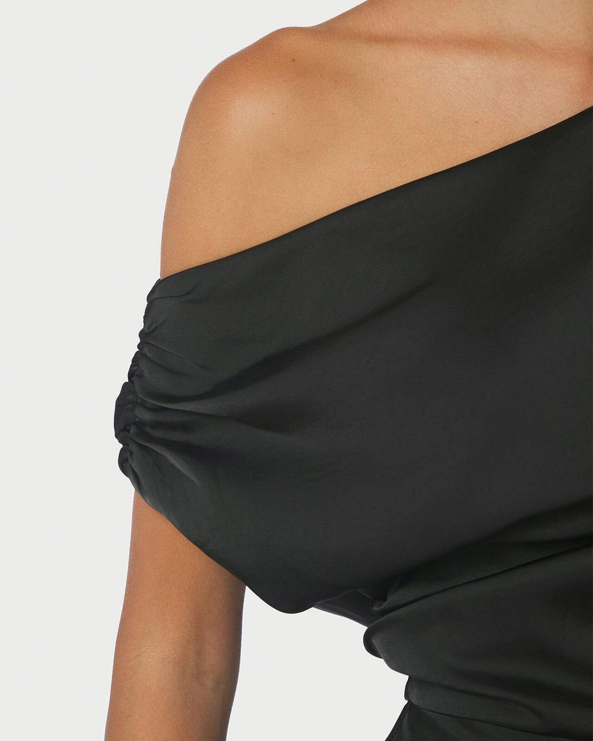 NEO NOIR Midikjole Lilith Heavy Sateen - Black