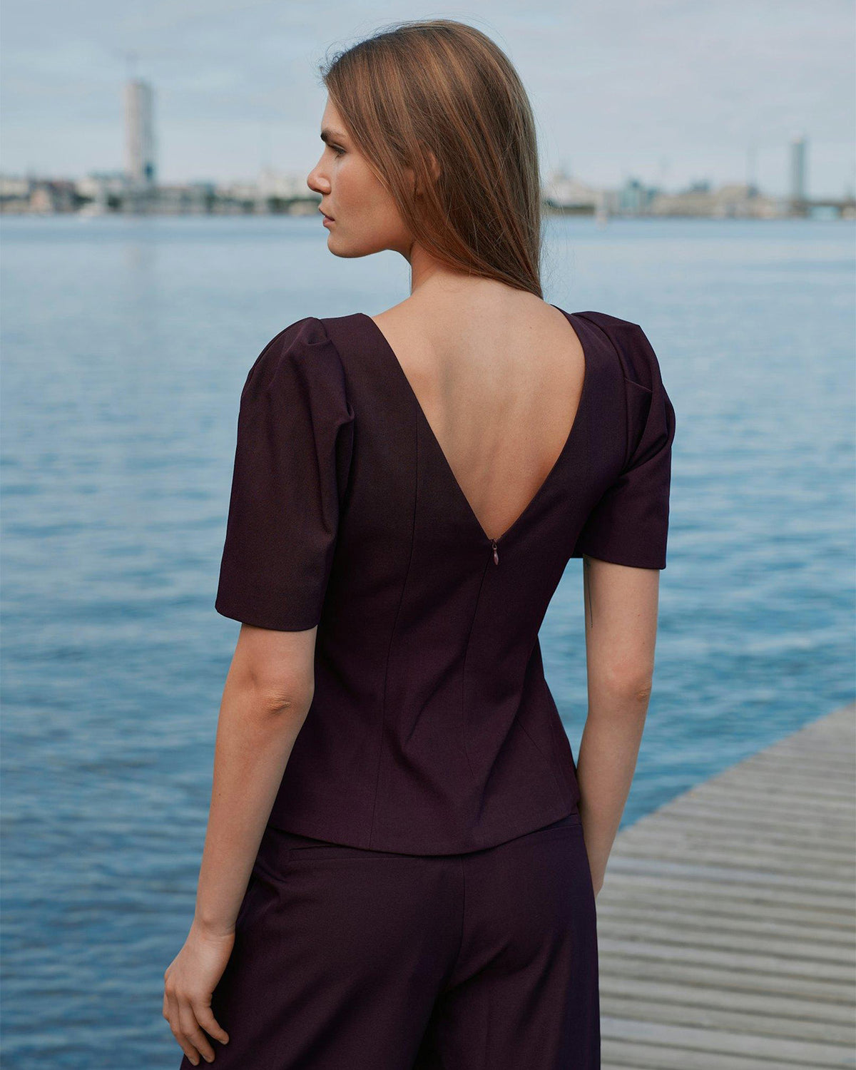 NEO NOIR Topp Mellisana Structure Blouse -Chocolate Plum