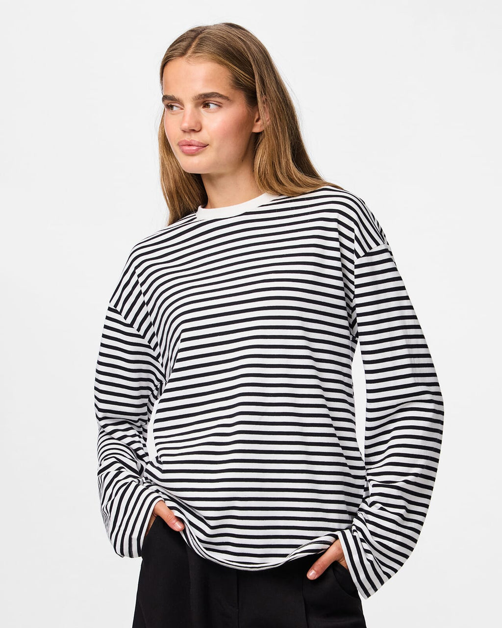 PIECES Topp Sadie LS Top - Cloud Dancer/ Black