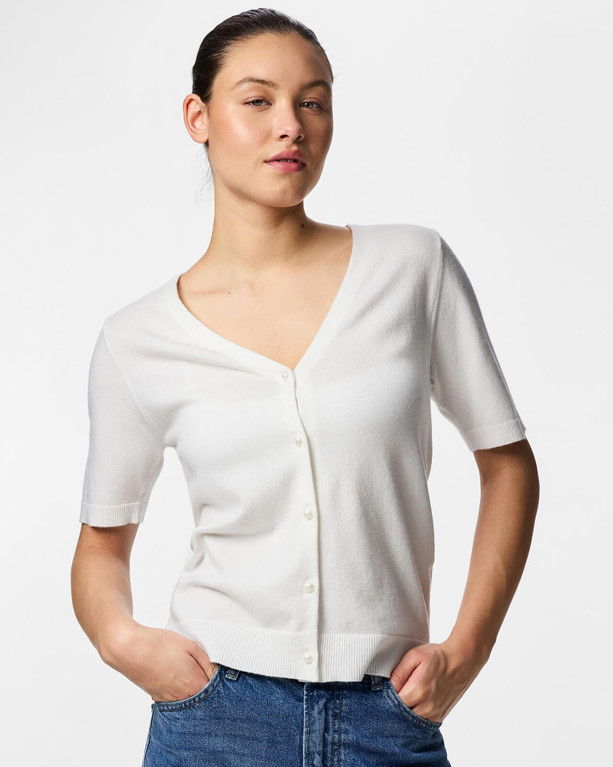 PIECES Topp Nora SS V-neck Knit - Cloud Dancer