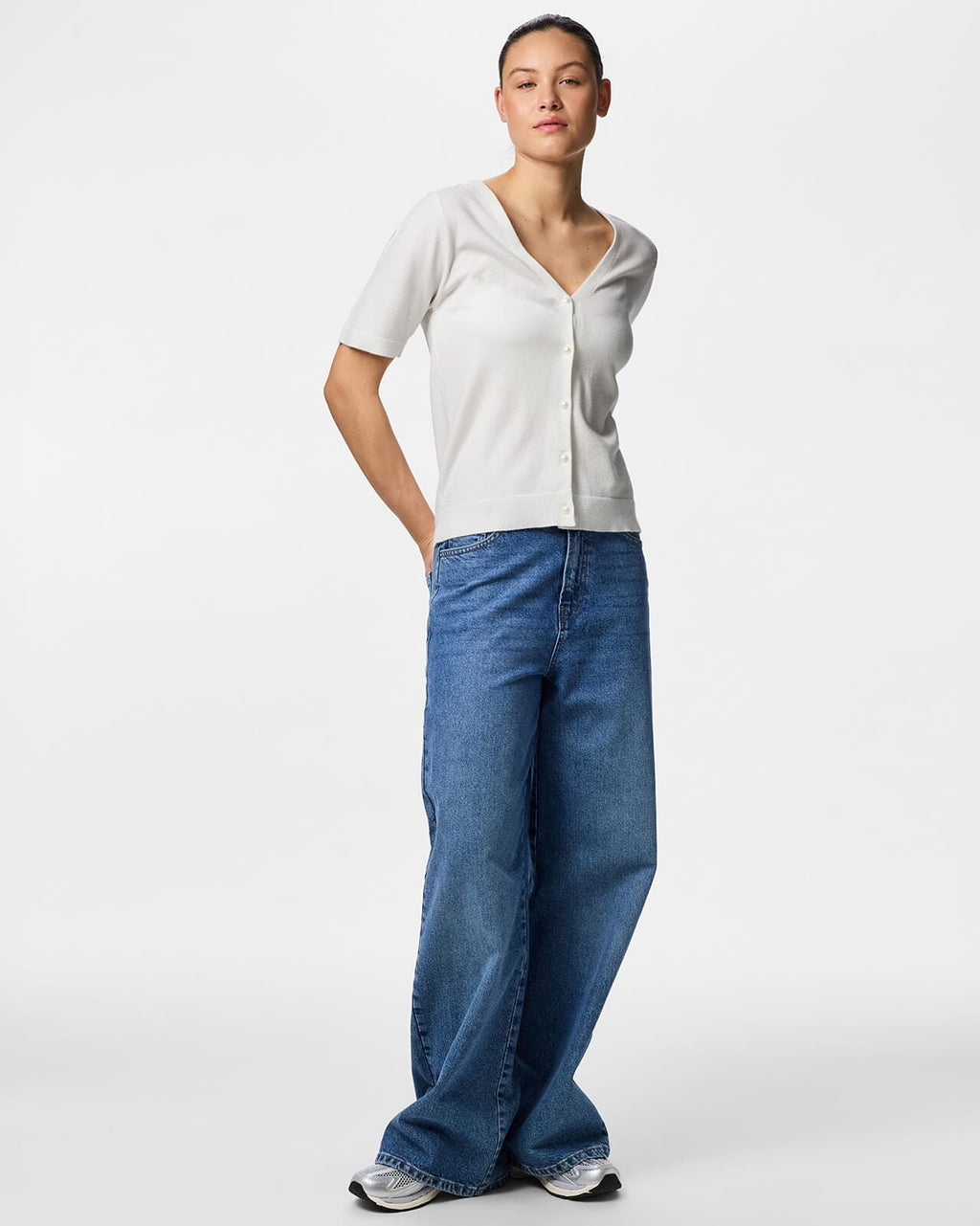 PIECES Topp Nora SS V-neck Knit - Cloud Dancer