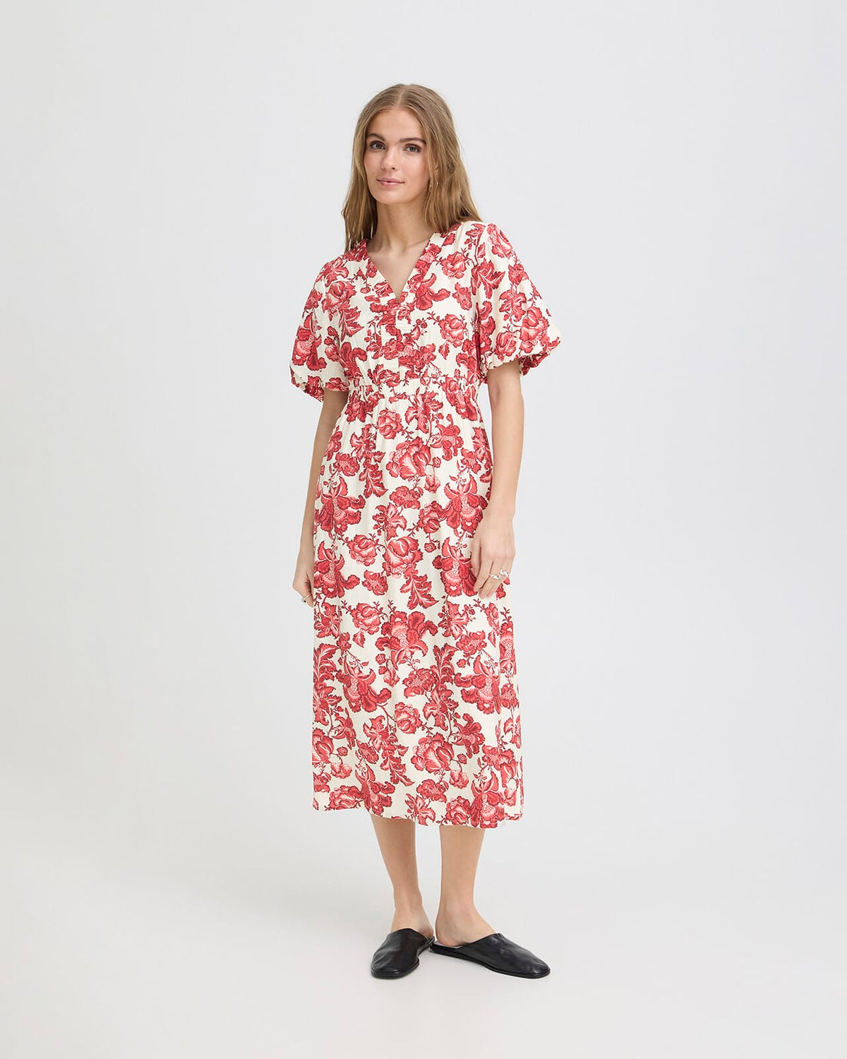 ICHI Midikjole Gilvis DR - Red Floral Print