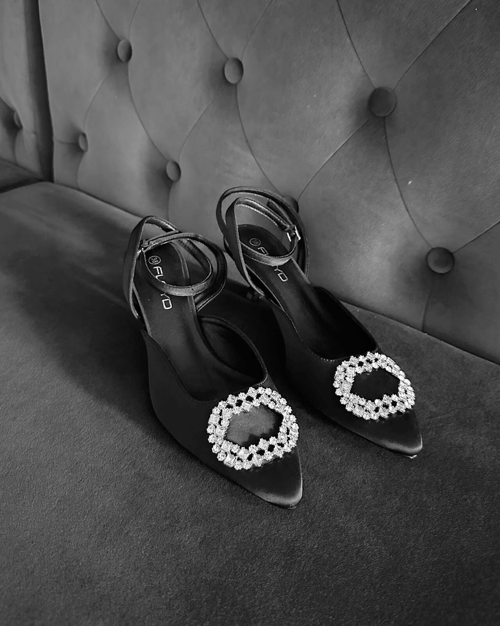 FLOYD Pumps Hilja - Black