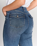 FLOYD Jeans Annika Back Pocket 1016 - Medium J. Blue