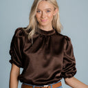 Topp Emmeli Heavy Satin