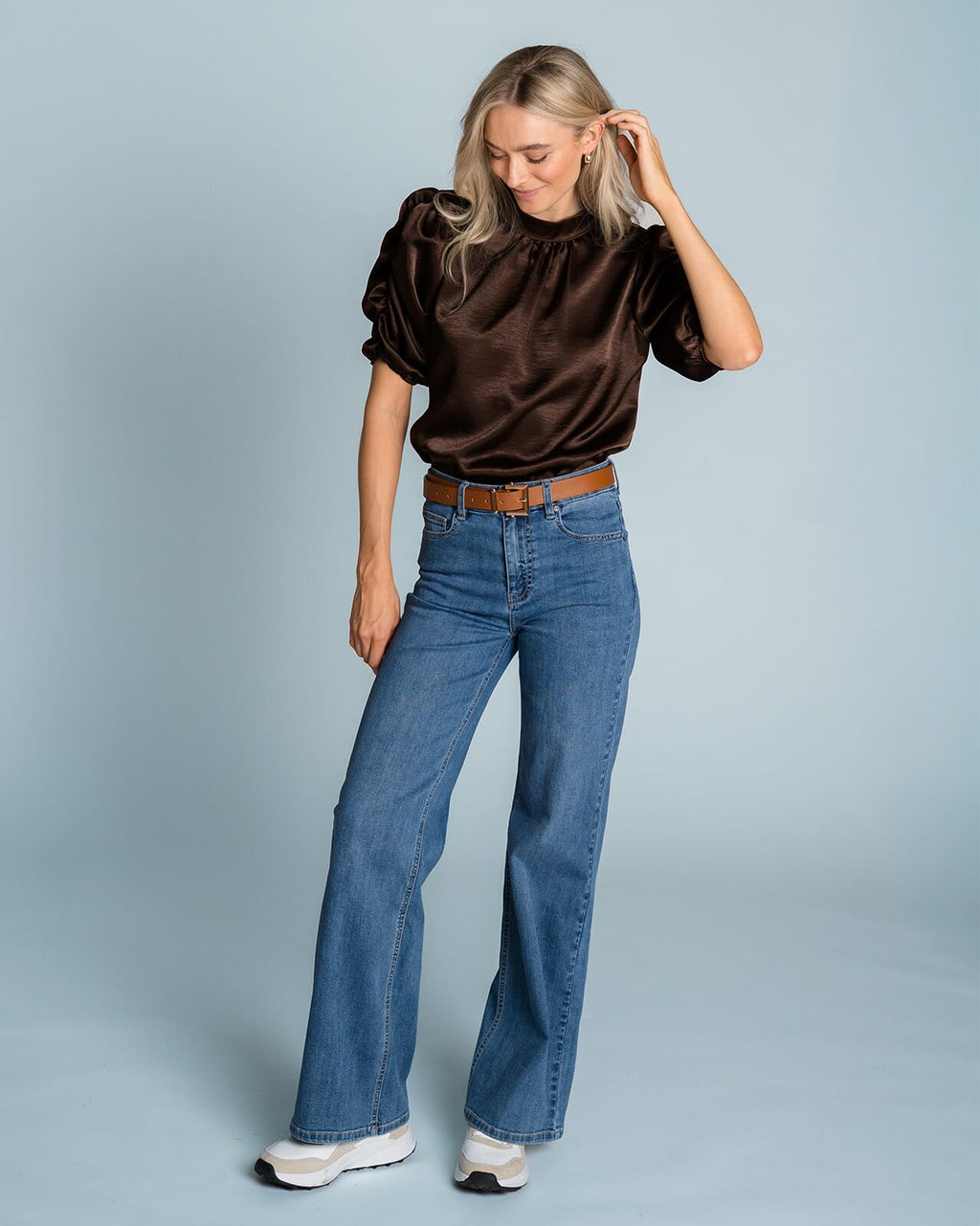 FLOYD Topp Emmeli Heavy Satin  - Dark Brown