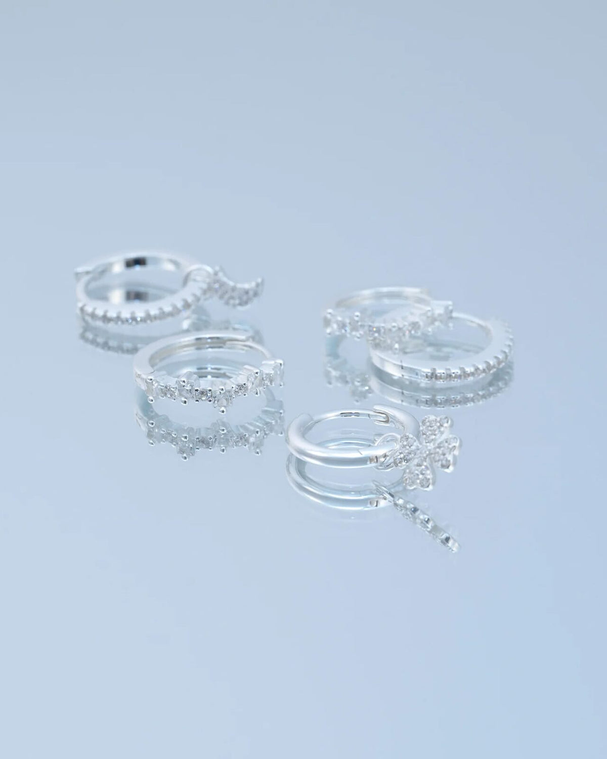 Emilia by Bon Dep Øreringer Mixed Medium Hoops - Silver