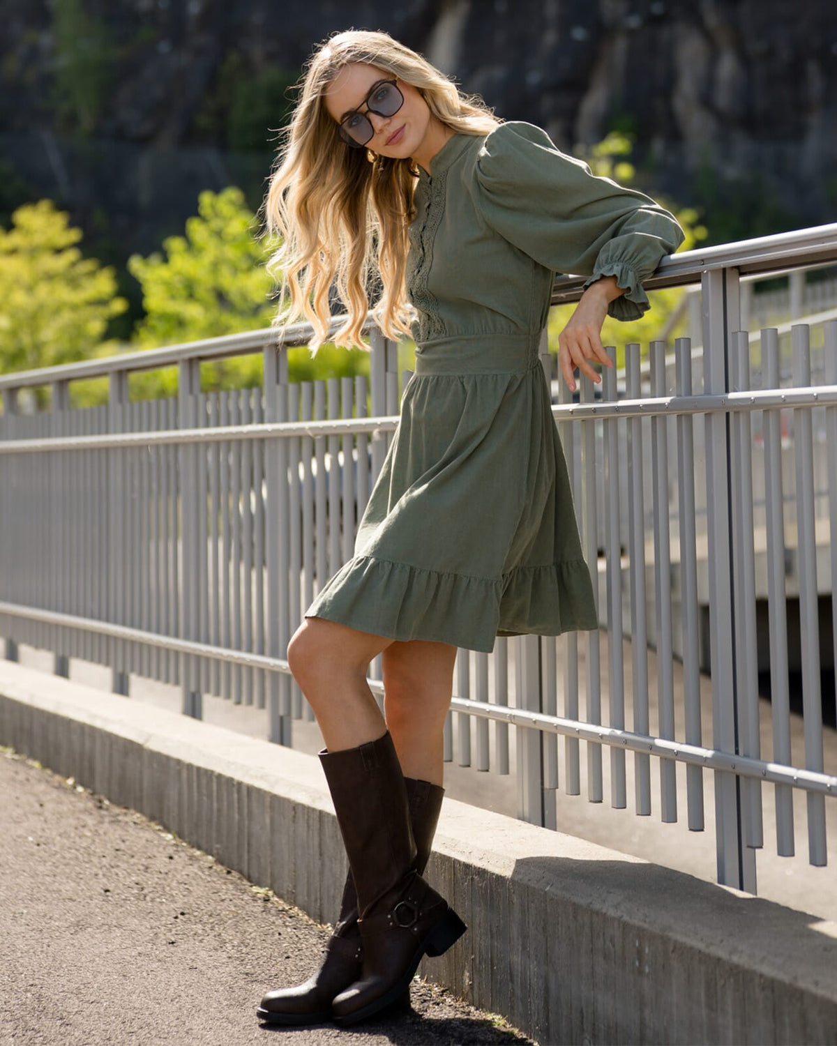 FLOYD Kjole Janne Babycord - Army Green
