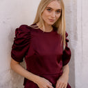 Topp Bella Satin