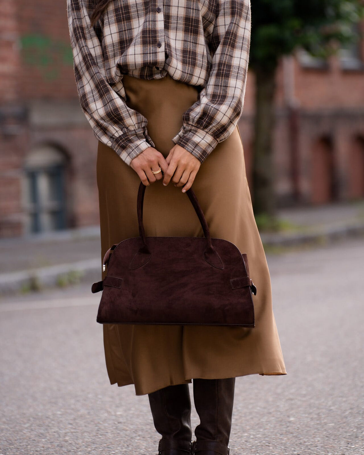 FLOYD Veske Kanika Suede - Dark Brown