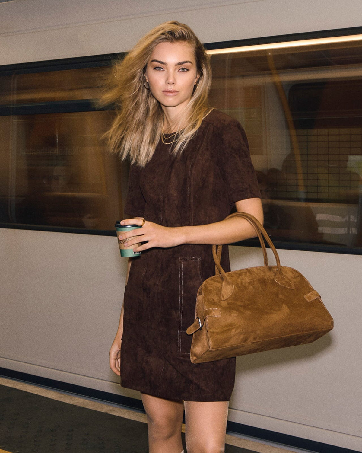FLOYD Veske Kanika Suede - Caramel