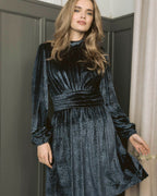FLOYD Kjole Aliba Shiny Velvet - Steel Blue