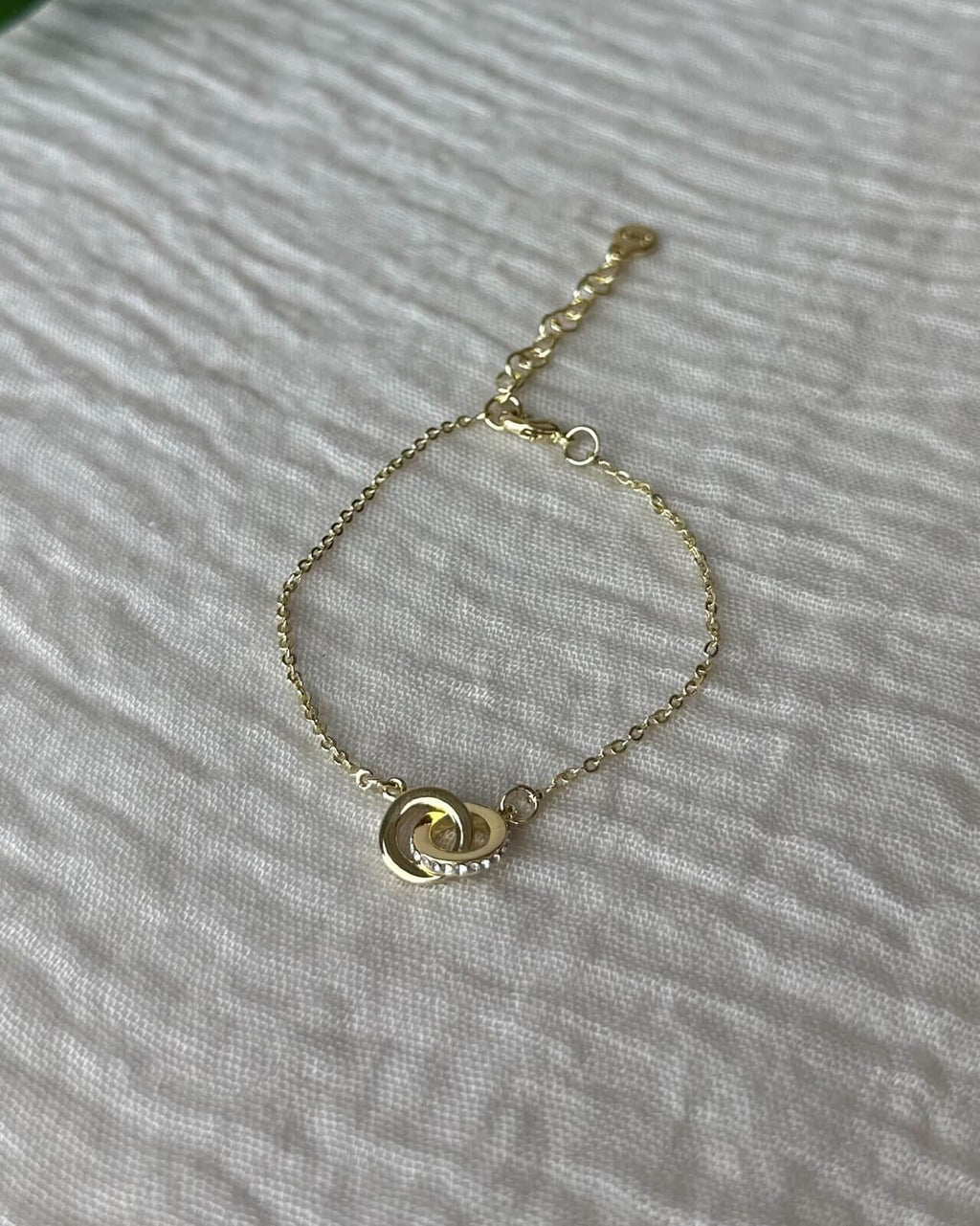 Snö of Sweden Armbånd Connected Chain Bracelet - Gold/ Clear