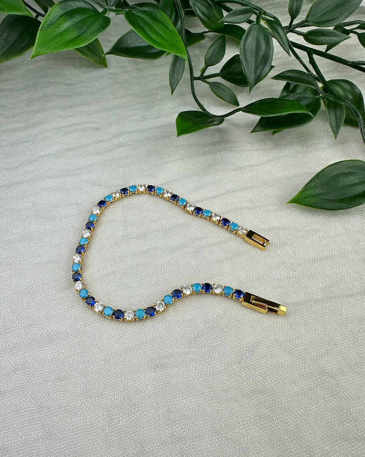 Orelia Armbånd Mixed Blue And Crystal - Gold