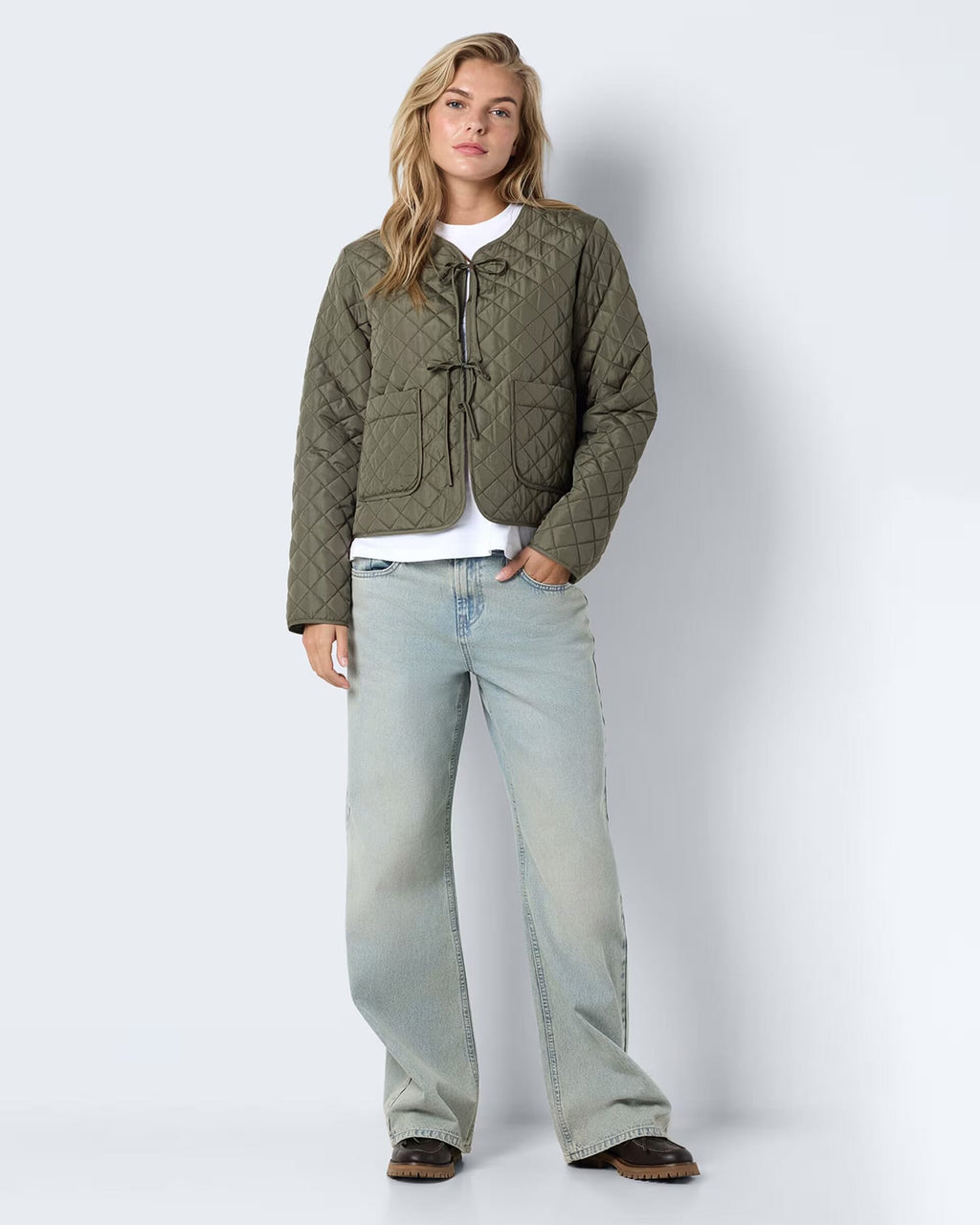 NOISY MAY Jakke Iris Quilted Bow Jacket - Kalamata