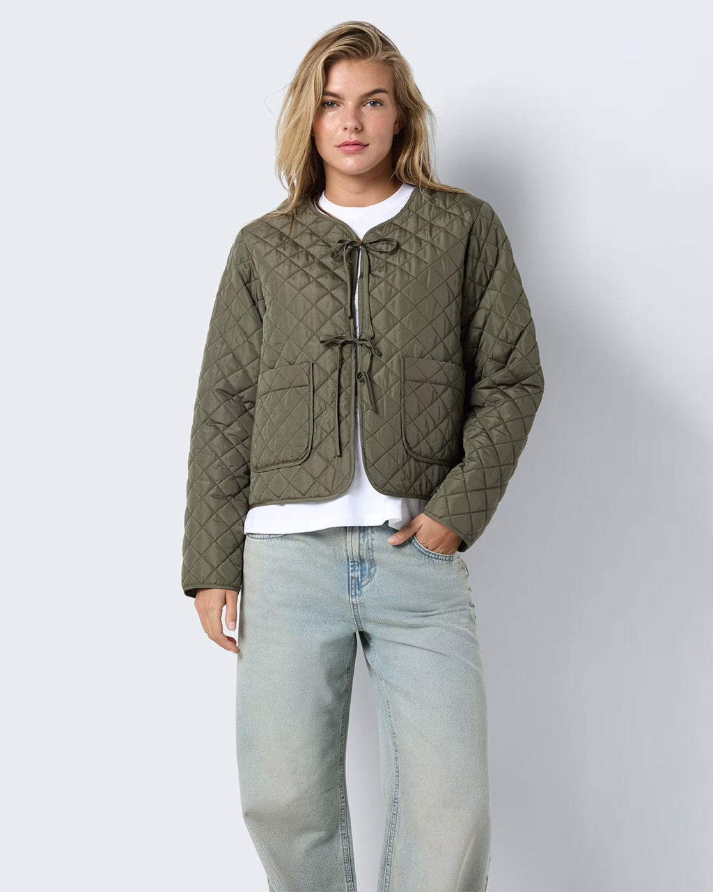 NOISY MAY Jakke Iris Quilted Bow Jacket - Kalamata