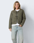 NOISY MAY Jakke Iris Quilted Bow Jacket - Kalamata