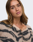 JDY Strikkegenser Cecilie L/S On Animal - Egret w. Black Tiger Stripes
