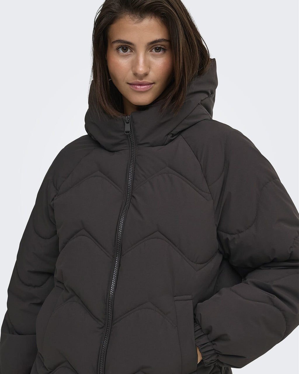 JDY Boblejakke Power Short Hood Puffer - Chocolate Torte
