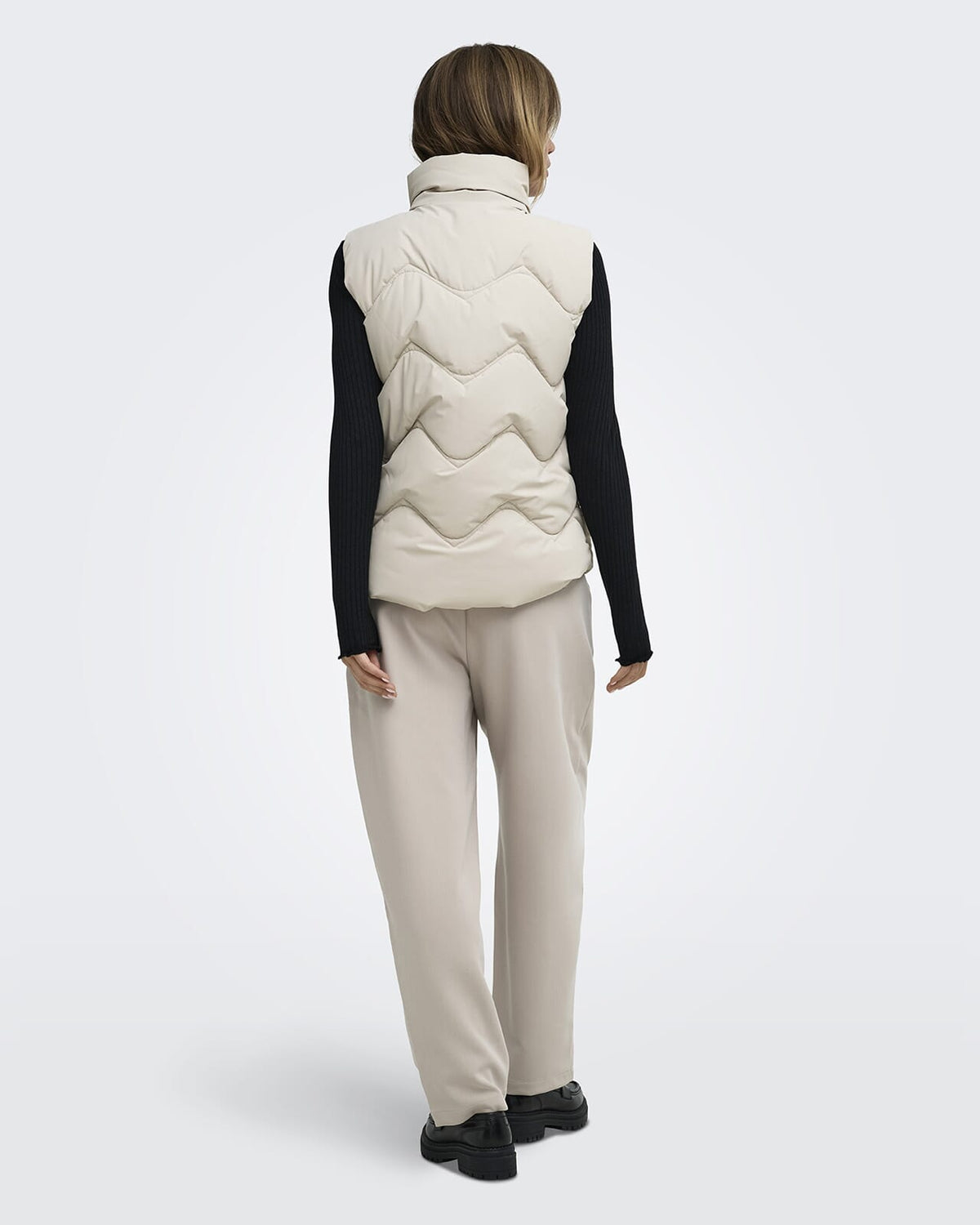 JDY Boblevest Power Short Waist - Silver Lining