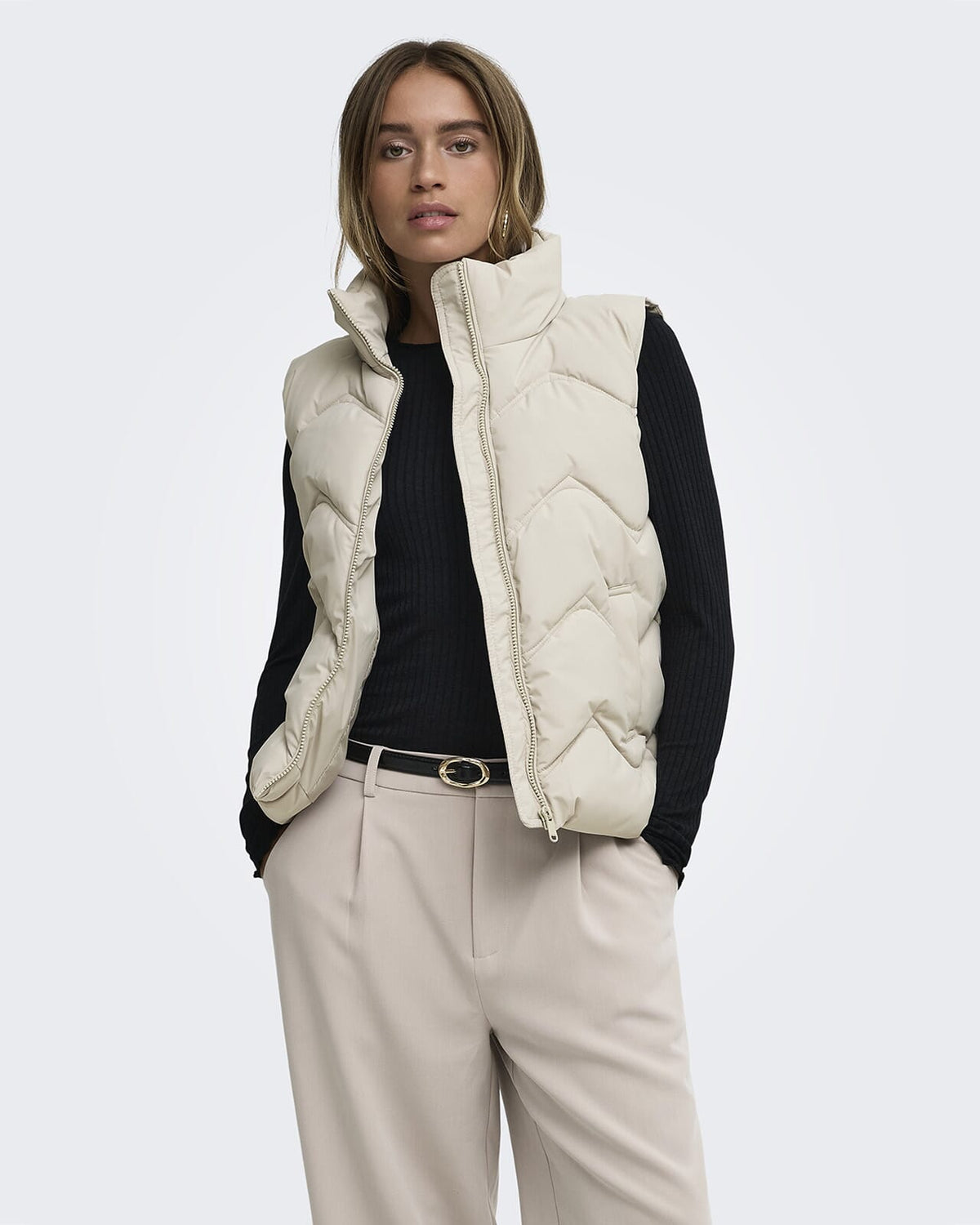 JDY Boblevest Power Short Waist - Silver Lining