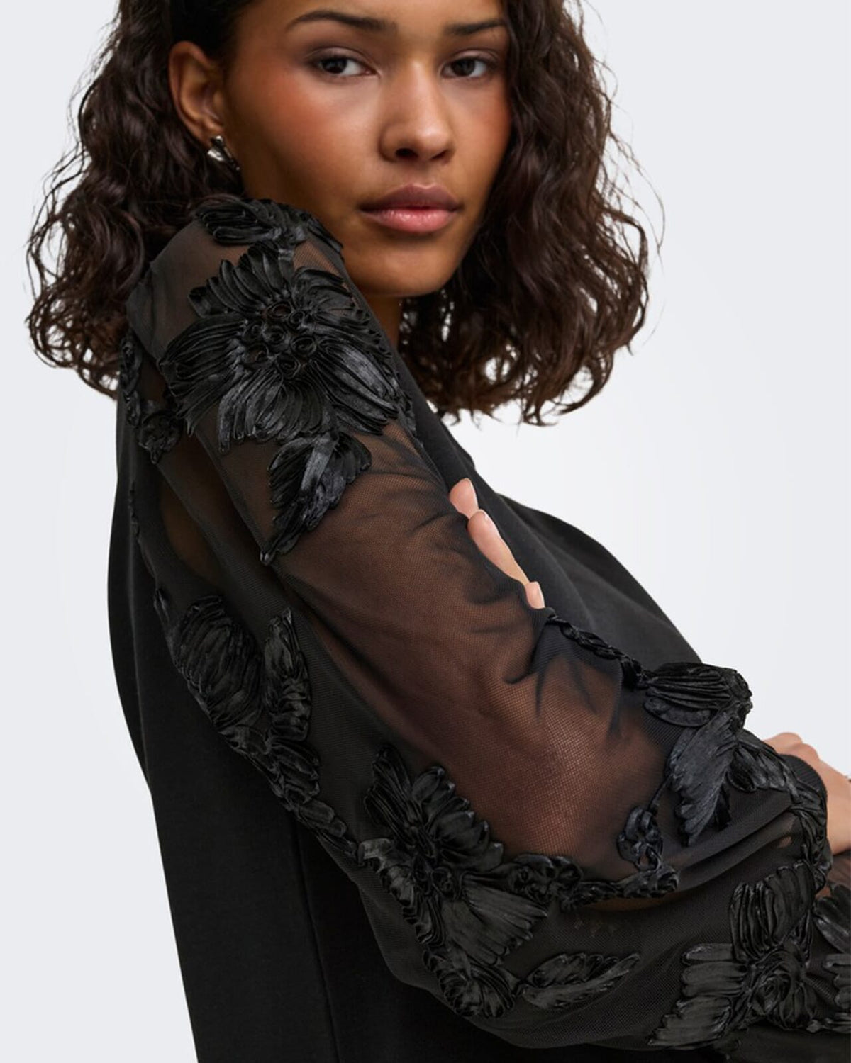 JDY Genserkjole Fairview Life L/S Sweat Dress - Black/ Casa Lace Sleeve