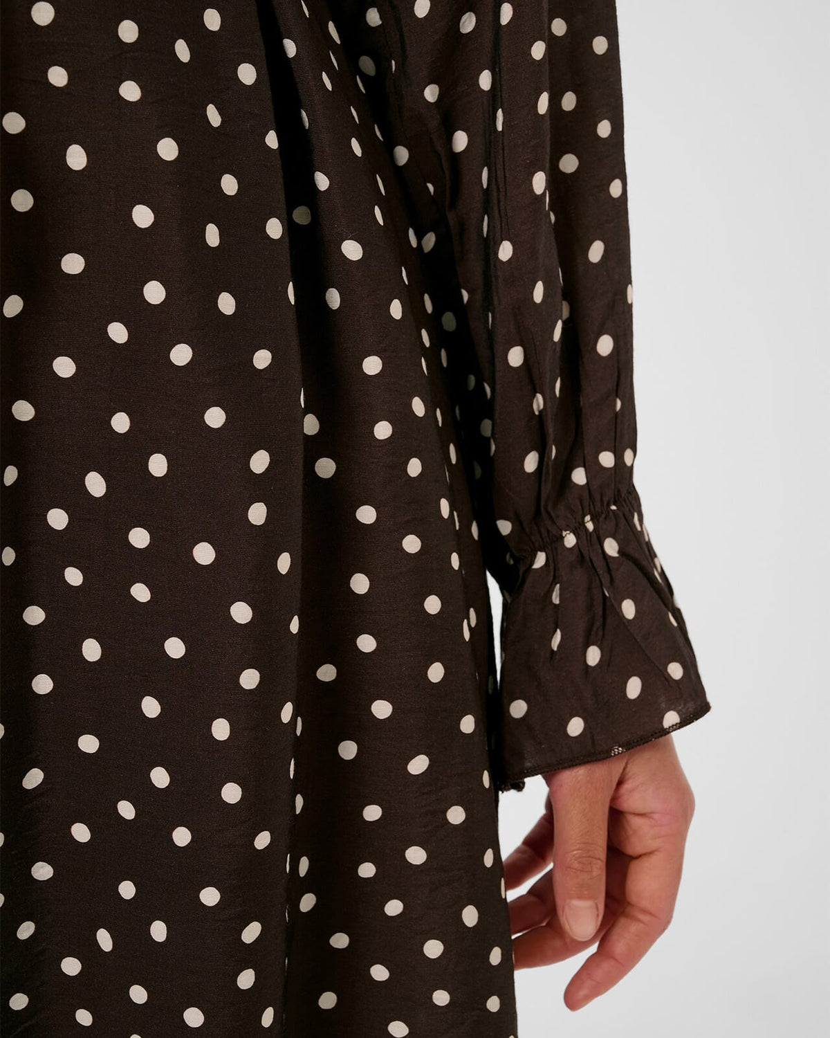 KAFFE Kjole Dotte - Coffee Bean/ Turtledove Dot