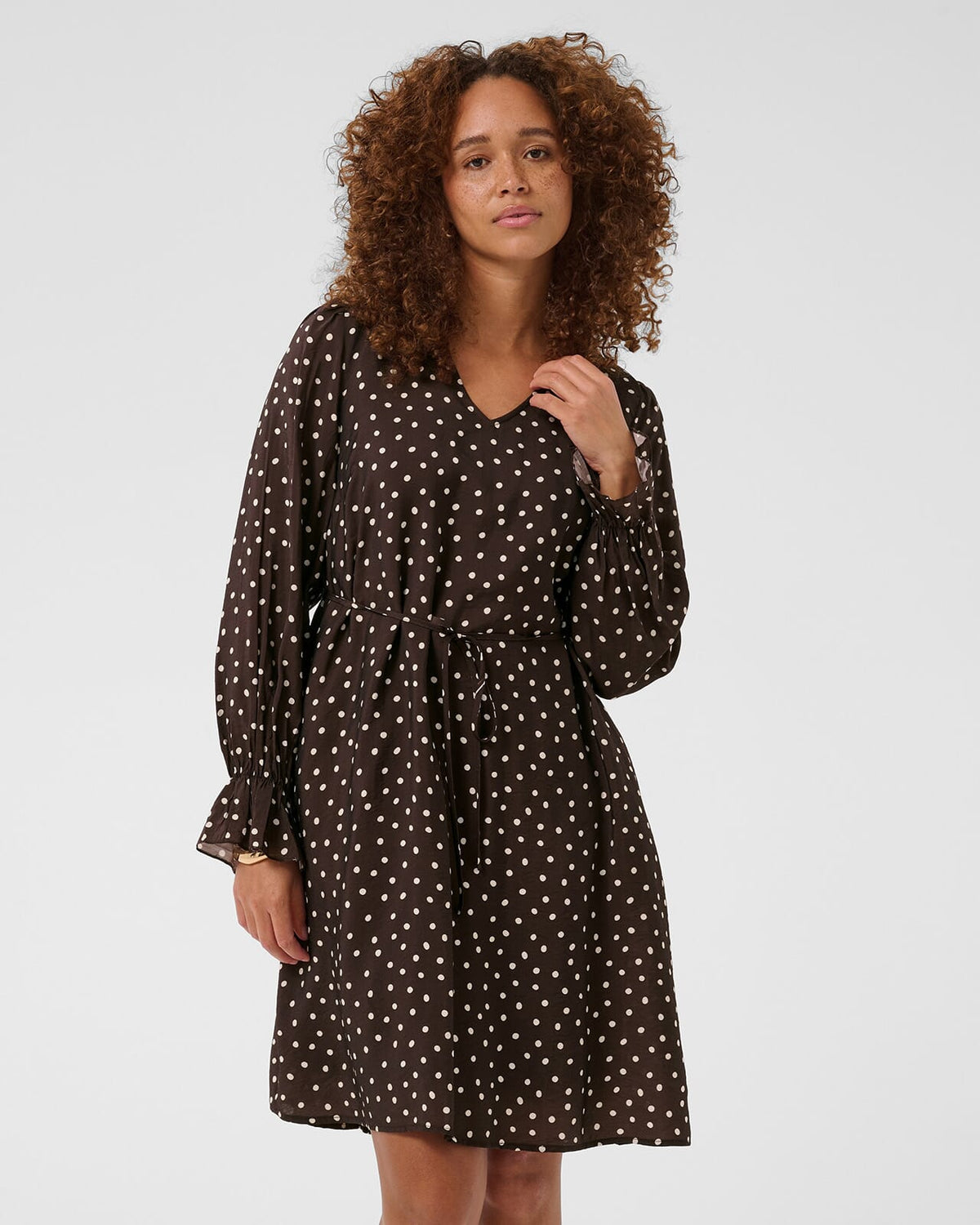 KAFFE Kjole Dotte - Coffee Bean/ Turtledove Dot