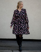 FLOYD Kjole Emelina Ros - Black/ Pink
