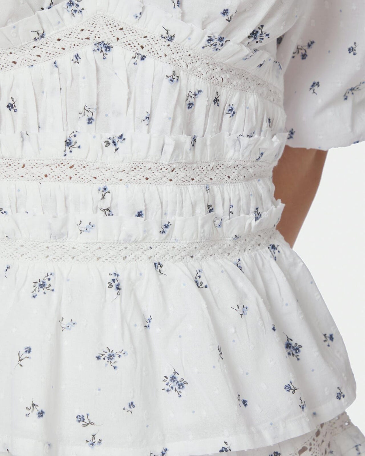 NEO NOIR Topp Sapura Flower Dobby - Blue Flower