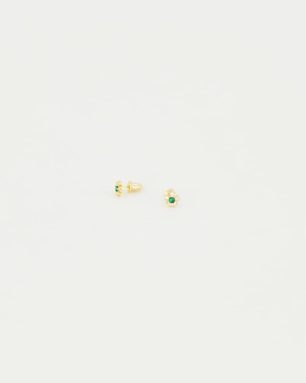 Orelia Øredobber Emerald Flower Stud Earring - Pale Gold