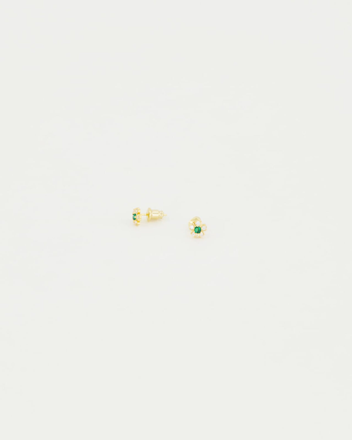 Orelia Øredobber Emerald Flower Stud Earring - Pale Gold