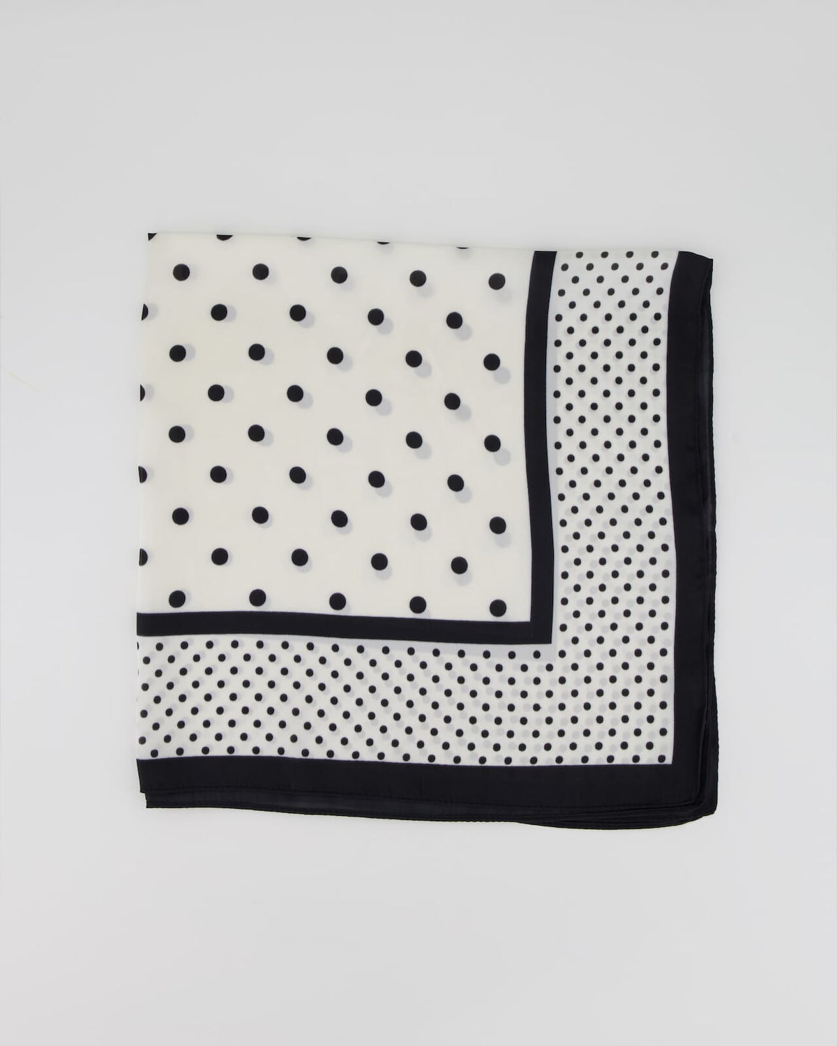 FLOYD Satengskjerf Hollyn - Offwhite/ Black