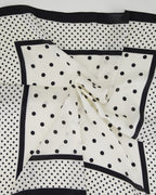 FLOYD Satengskjerf Hollyn - Offwhite/ Black