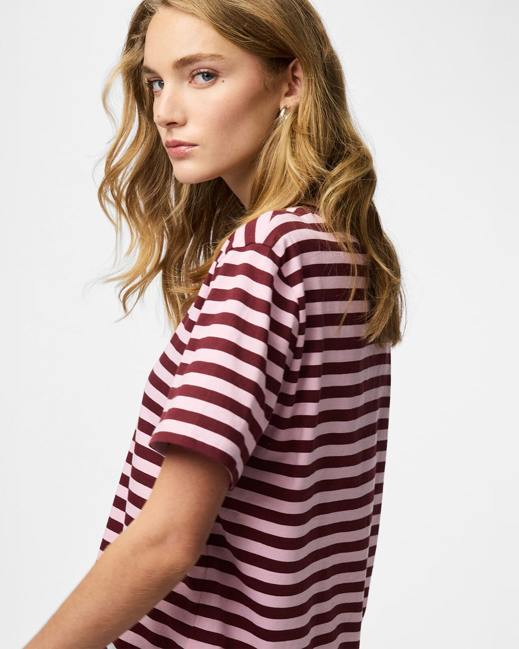 PIECES T-skjorte Ria SS Tee Multicolor Stripes - Tawny Port/ Roseate Spoonbill