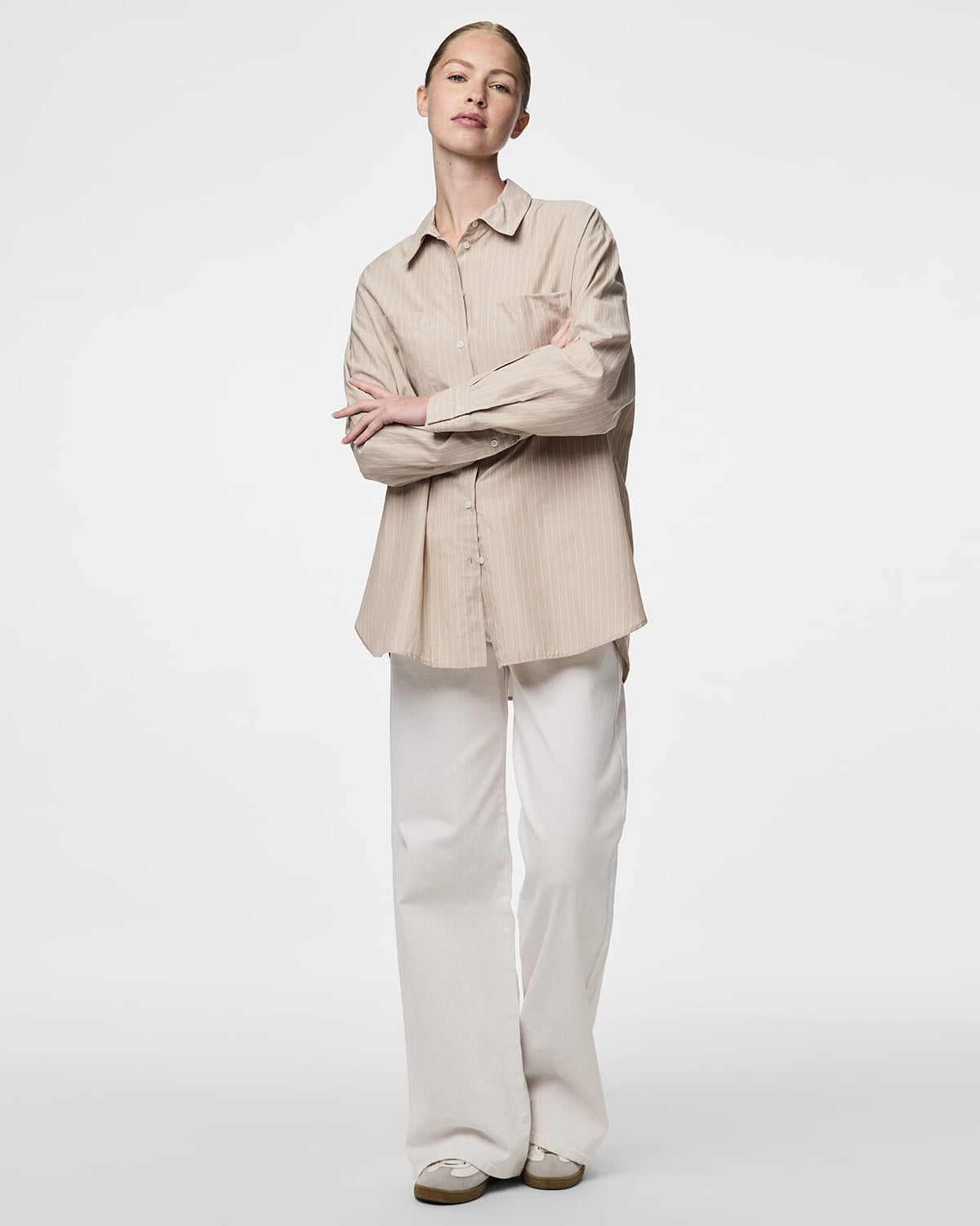 PIECES Skjorte Melia LS Loose Shirt - Crockery/ Thin Bright White