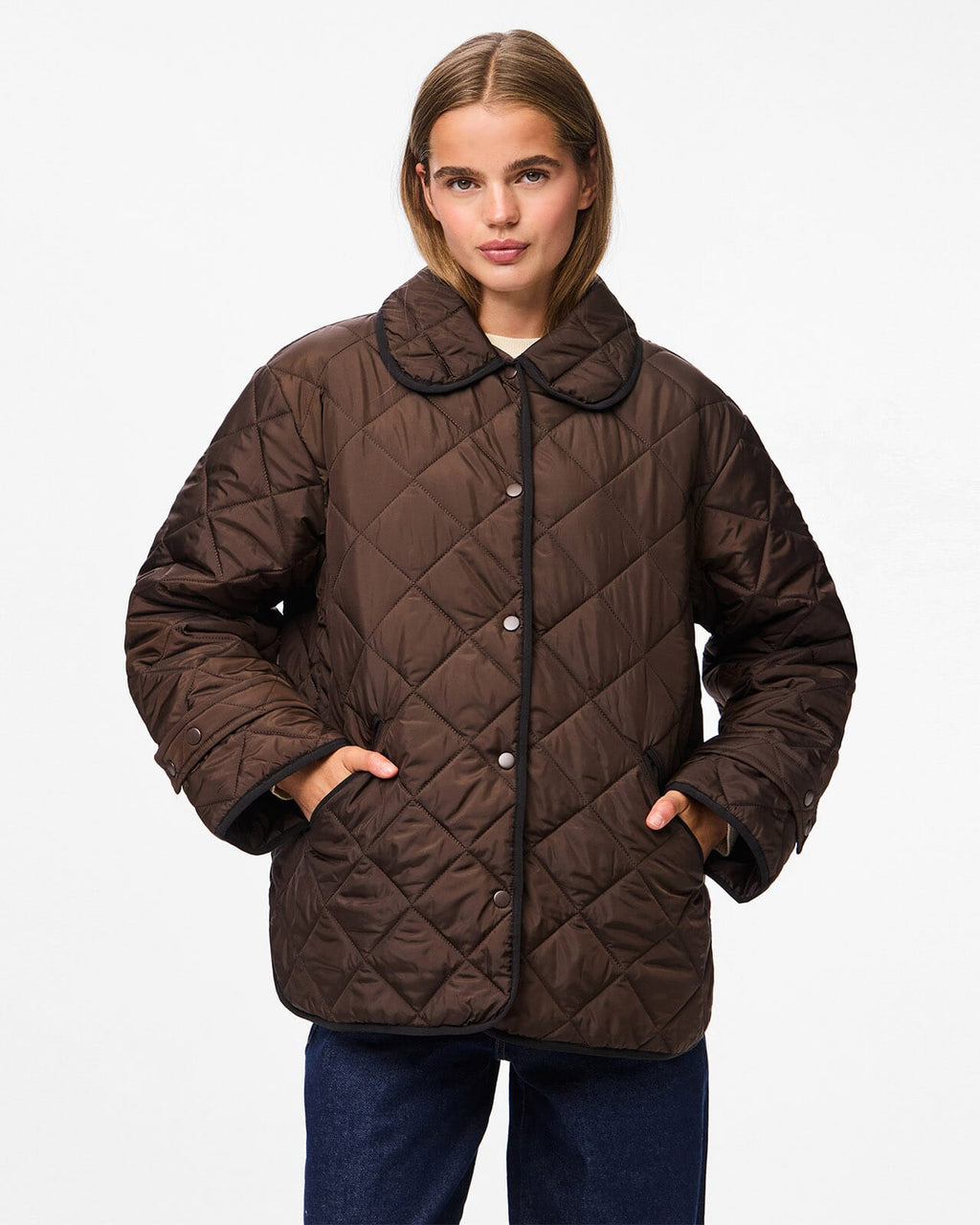 PIECES Jakke Emily Short Quilted Jacket -  Hot Fudge/ Black B.