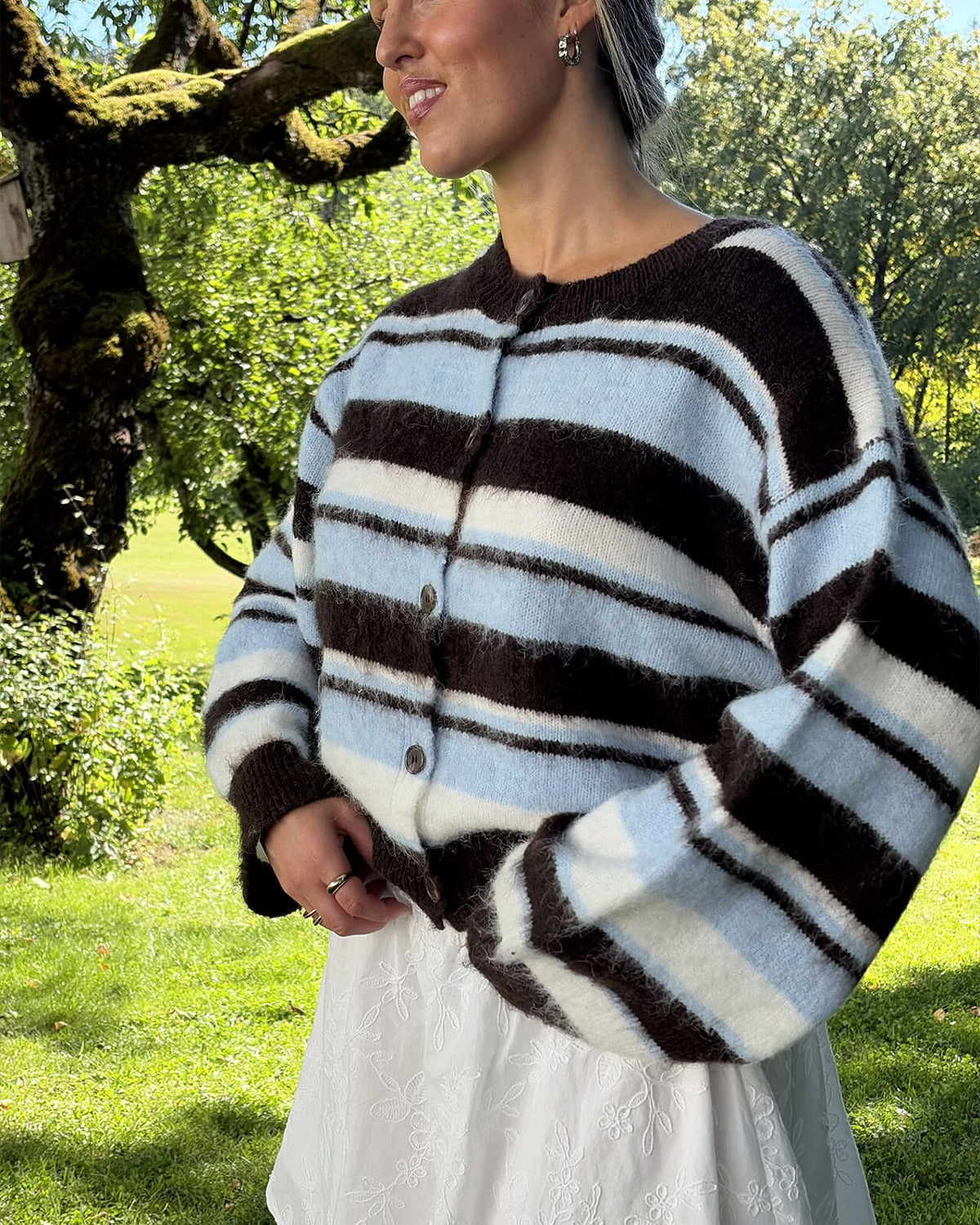 PIECES Strikket Cardigan Ada LS O-neck Knit - Hot Fudge/ Cashmere Blue/ Birch