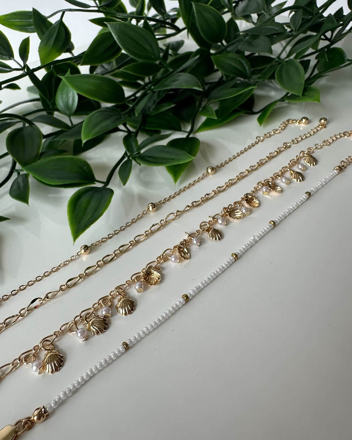 PIECES Armbånd Emsa 4-pack Bracelets D2D - Gold Colour