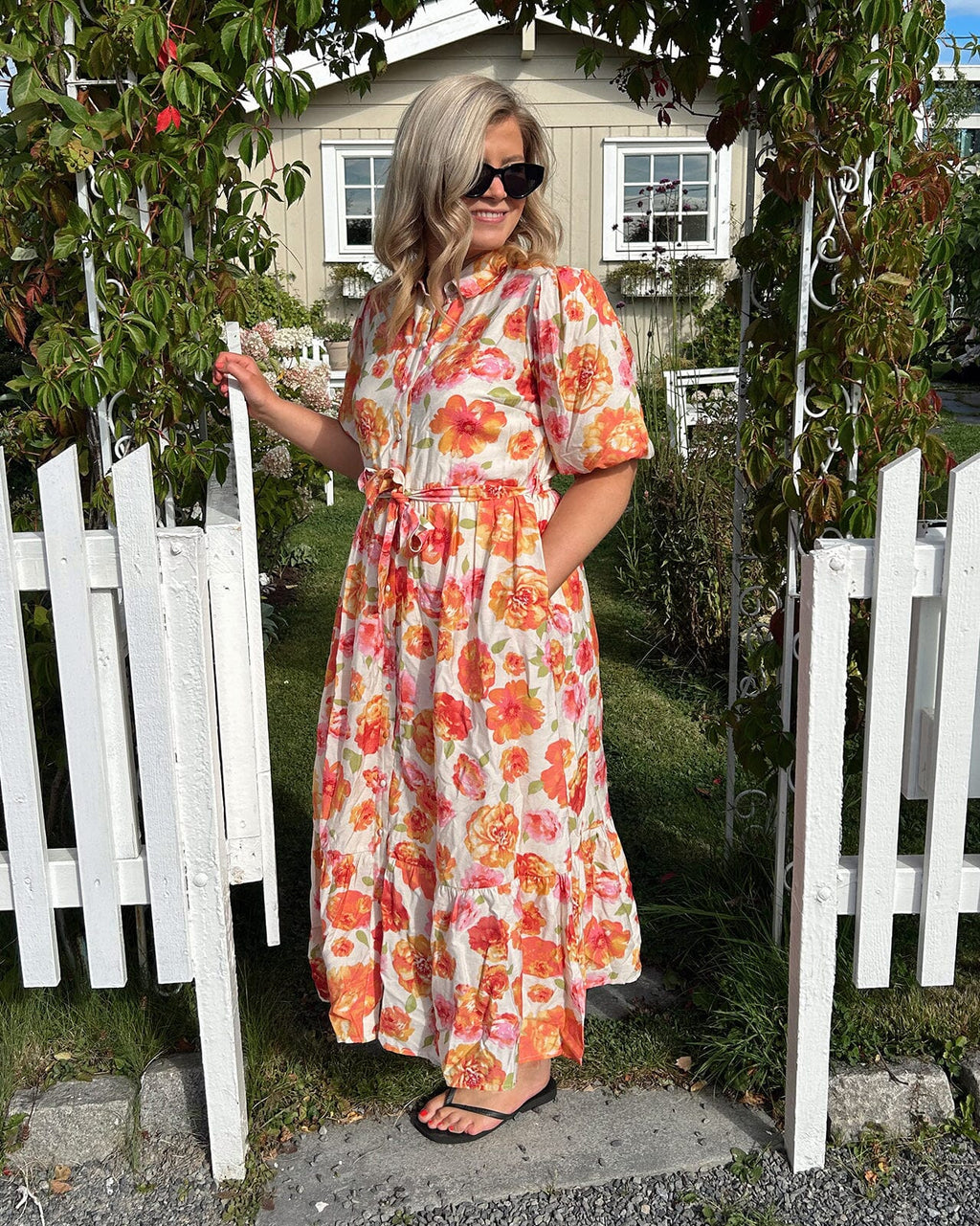 VILA Midikjole Alinia Sol Sol 2/4 Midi Shirt - Snow White/ Flowers