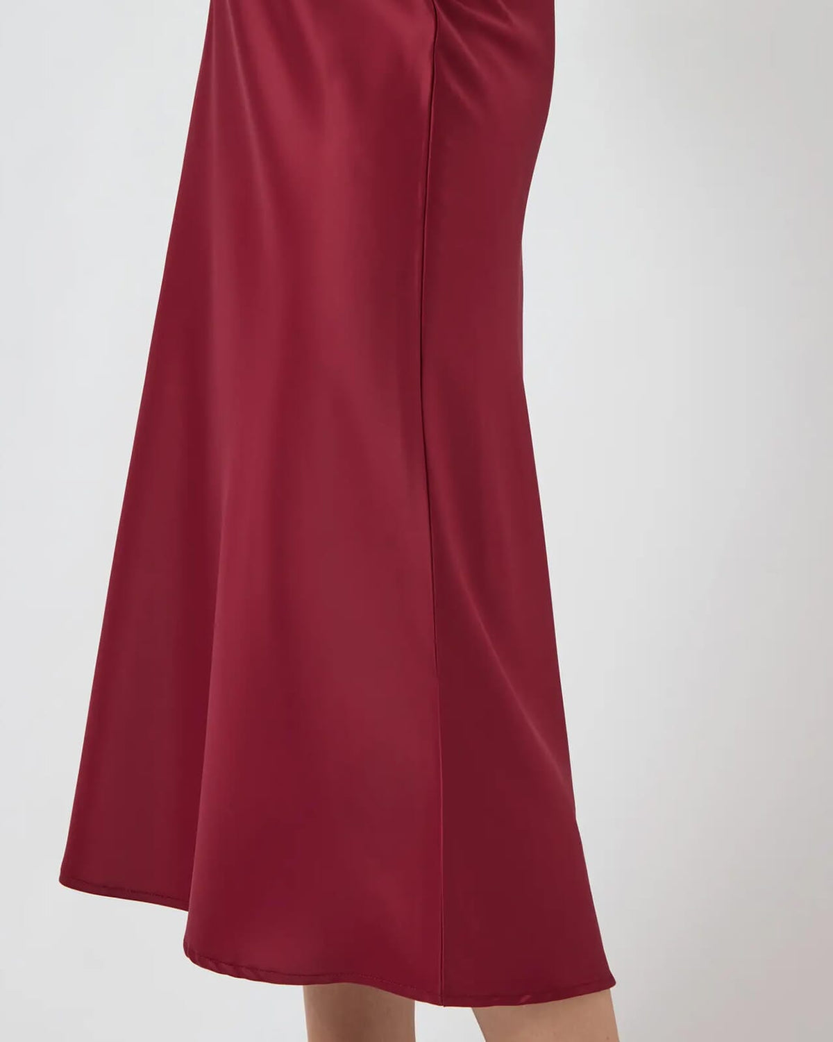 Y.A.S Satengskjørt Pella HW Midi Skirt - Tibetan Red
