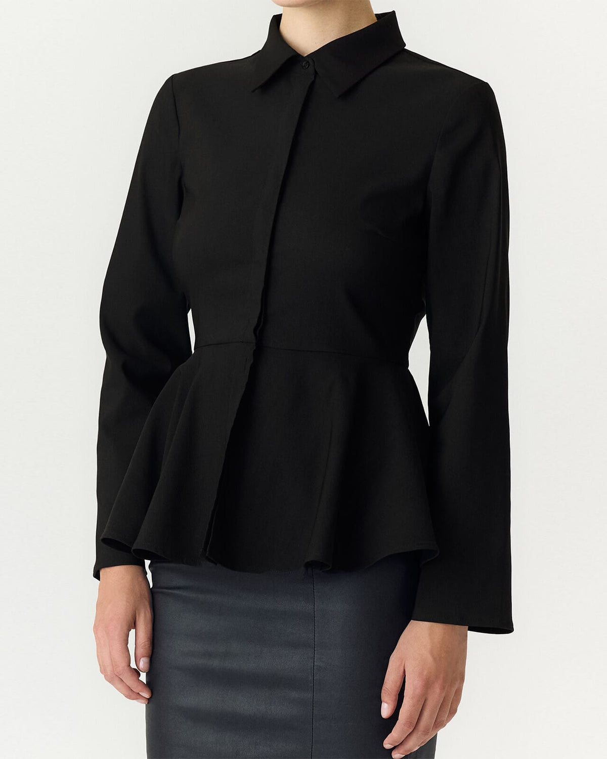 Y.A.S Skjorte Pepa LS Peplum - Black